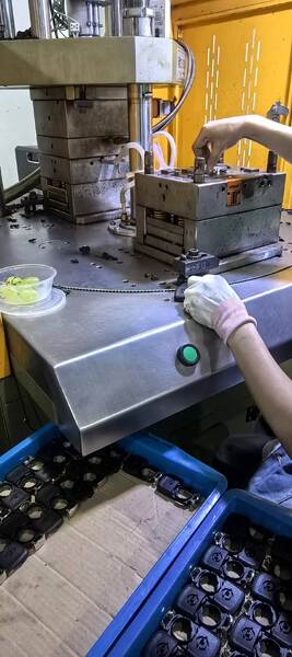 Guangzhou Haina High-Tech Co., Ltd. প্রস্তুতকারকের উৎপাদন লাইন